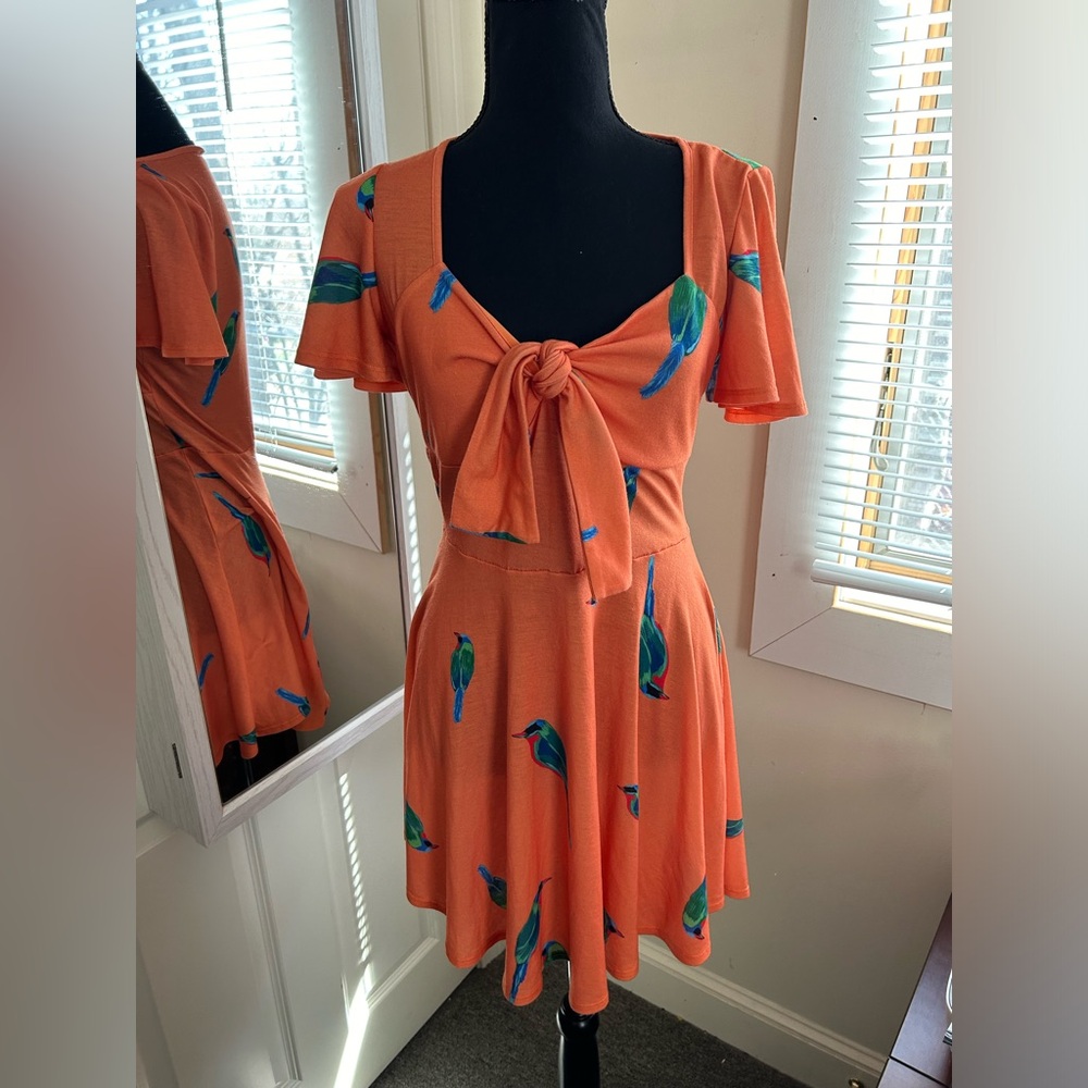 🛍️HOST PICK 😍✨Tropical 🦜 Dress🛍️